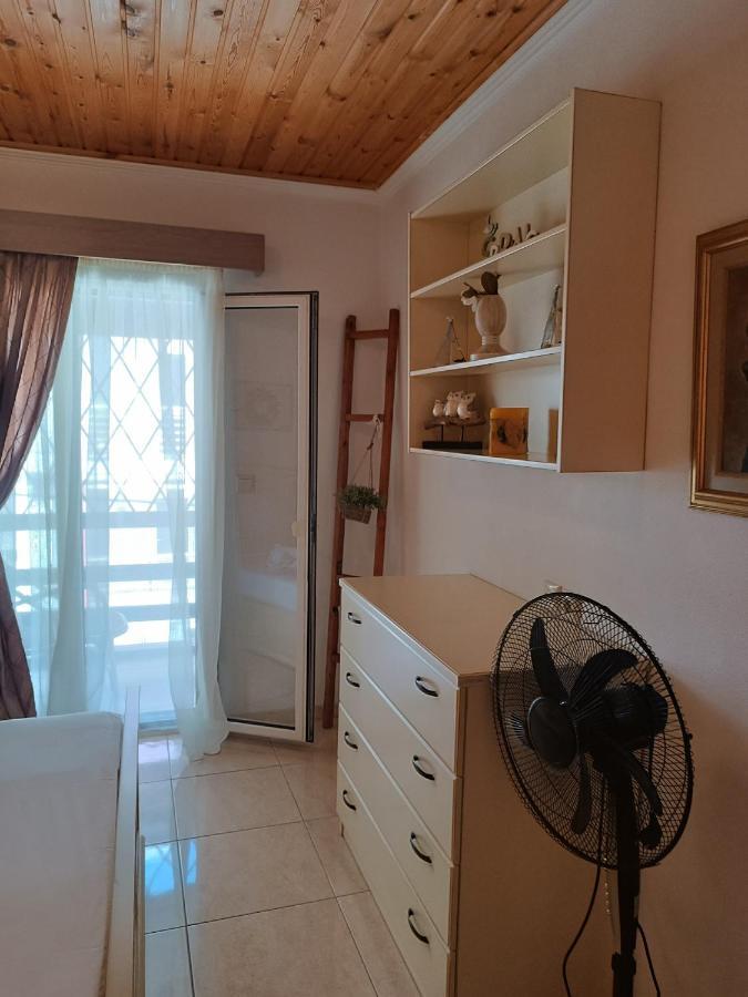 Niki Apartments Sea View Attic Platamonas Exterior photo