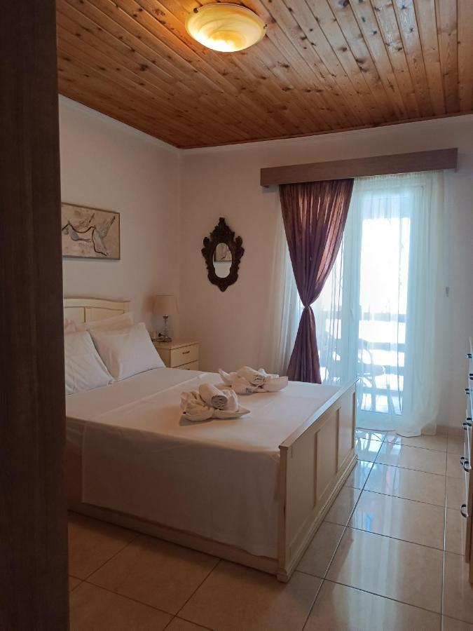 Niki Apartments Sea View Attic Platamonas Exterior photo